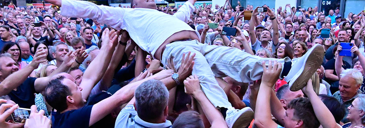 B7022173 / Hannes Ringlstetter, 2023, Regensburg, Piazza-Festival (c) Bernd Schweinar