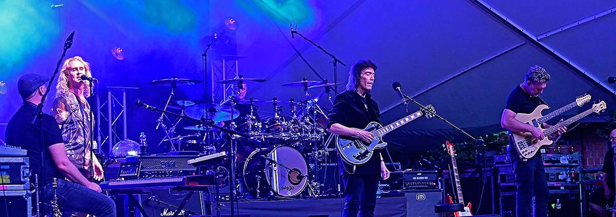 B7029296 / Steve Hackett, 2024, Nürnberg, Serenadenhof (c) Bernd Schweinar